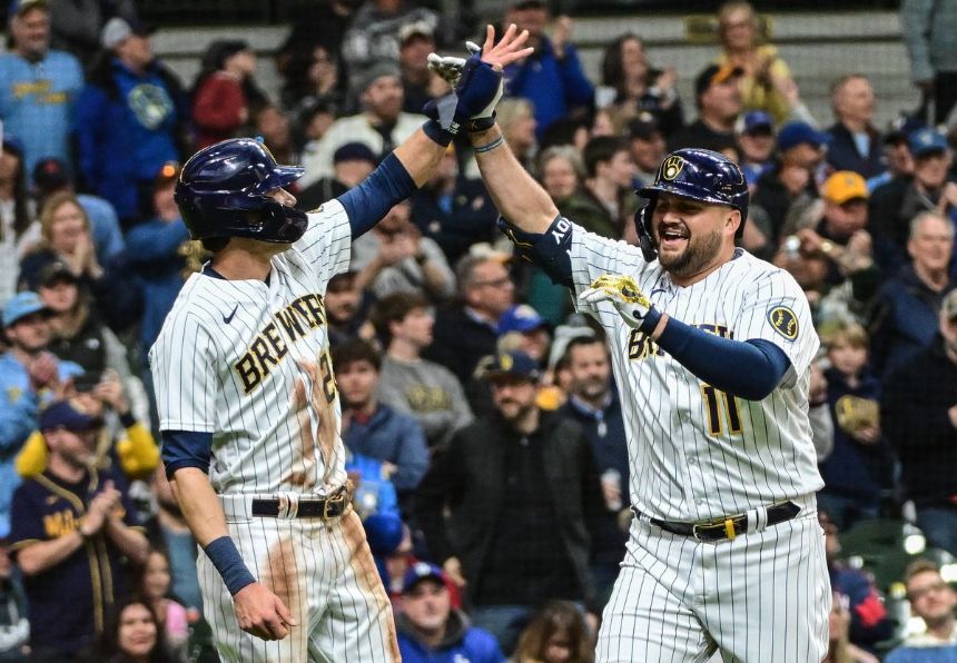 Astros vs Brewers Betting Odds, Free Picks, and Predictions (5/23/2023)