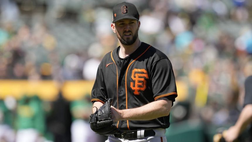 Giants vs. Pirates Betting Odds, Free Picks, and Predictions - 6:40 PM ET (Wed, May 22, 2024)