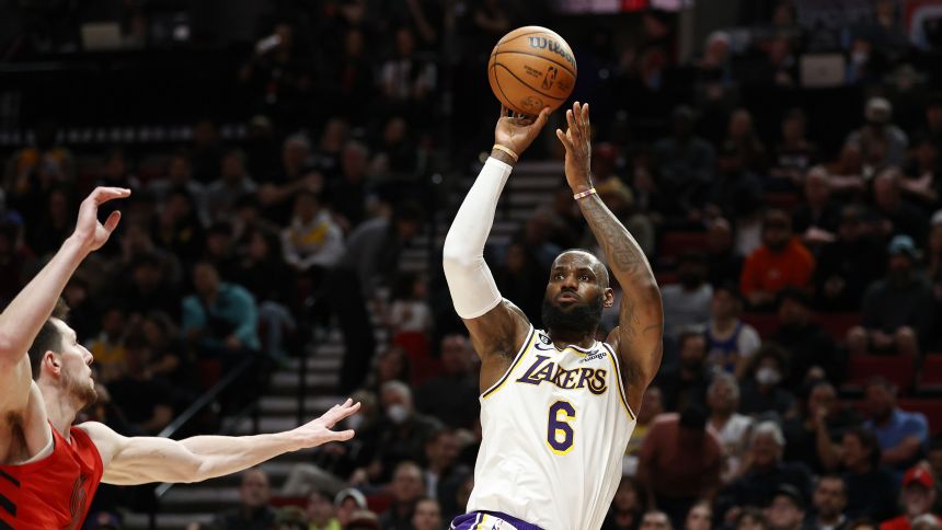 Spurs vs. Lakers Betting Odds, Free Picks, and Predictions - 10:40 PM ET (Wed, Jan 25, 2023)