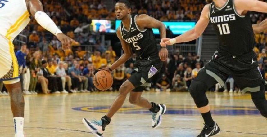 Kings vs Warriors Betting Odds, Free Picks, and Predictions (10/18/2023)