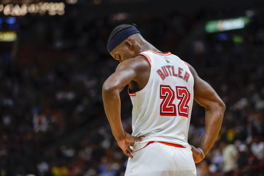 Hawks vs. Heat Game Simulator 810 PM ET (1/19/2024) NBA Basketball