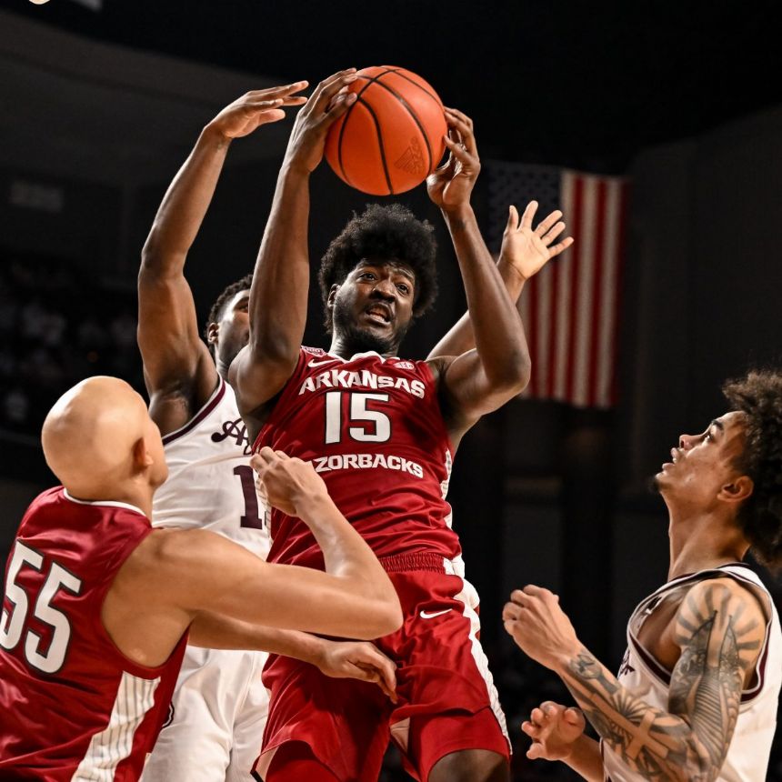 vs. Arkansas Betting Odds, Free Picks, and Predictions 900
