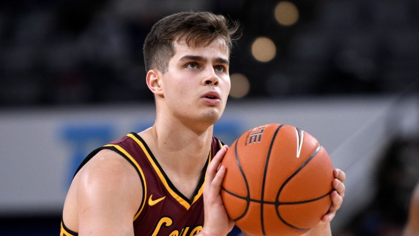 Florida Atlantic vs. Loyola Chicago Betting Odds, Free Picks, and Predictions - 7:00 PM ET (Wed, Nov 8, 2023)