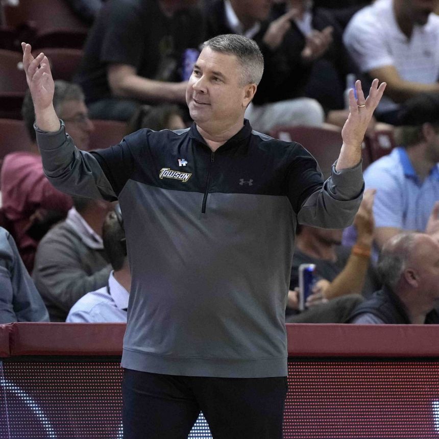 Massachusetts vs. Towson Betting Odds, Free Picks, and Predictions - 7:00 PM ET (Wed, Dec 6, 2023)