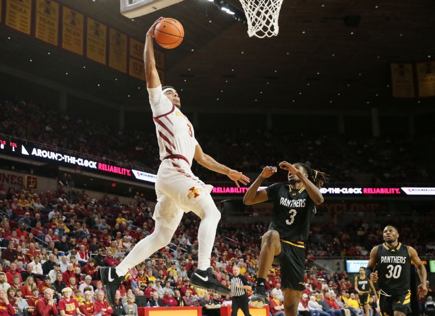 New Hampshire vs. Iowa State Game Simulator 100 PM ET (12/31/2023