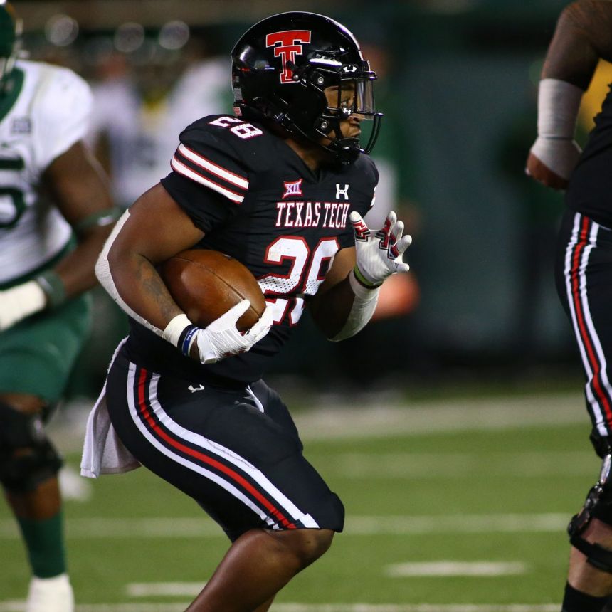 Texas Tech vs. Kansas Betting Odds, Free Picks, and Predictions - 12:00 PM ET (Sat, Nov 11, 2023)