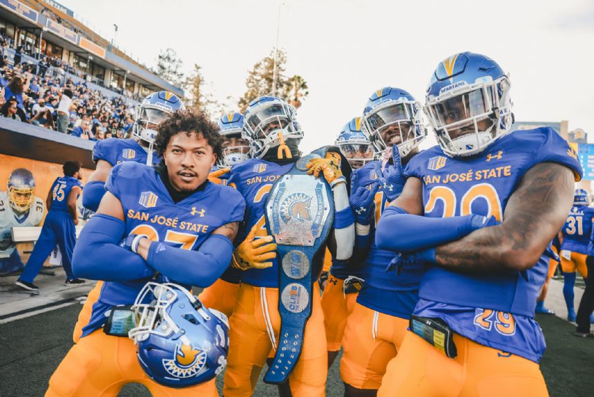 Fresno State vs. San Jose State Game Simulator 1030 PM ET (11/11