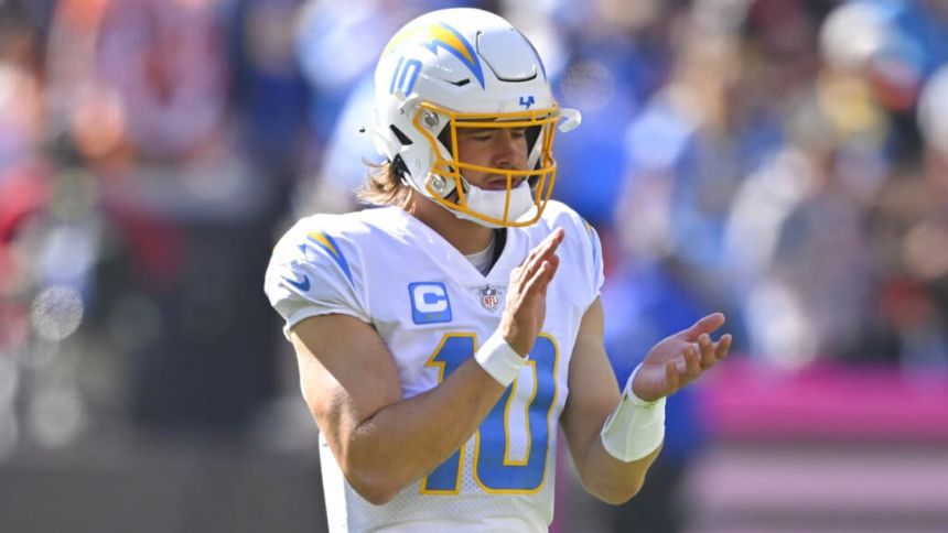 Rams vs. Chargers Betting Odds, Free Picks, and Predictions - 4:25 PM ET (Sun, Jan 1, 2023)