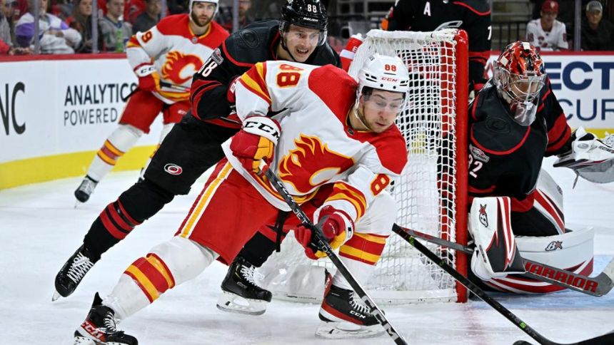 Canadiens vs. Flames Betting Odds, Free Picks, and Predictions - 9:08 PM ET (Thu, Dec 1, 2022)