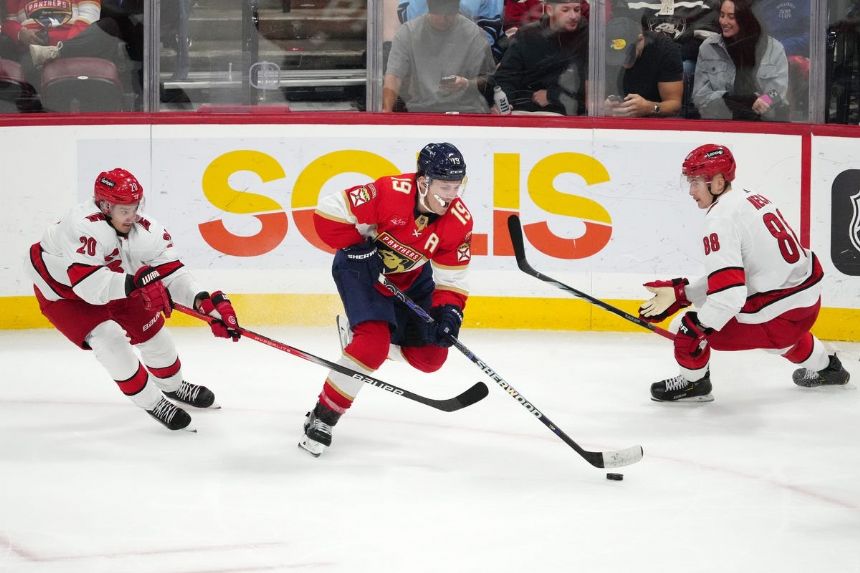 Hurricanes vs. Lightning Betting Odds, Free Picks, and Predictions - 7:07 PM ET (Sat, Nov 11, 2023)
