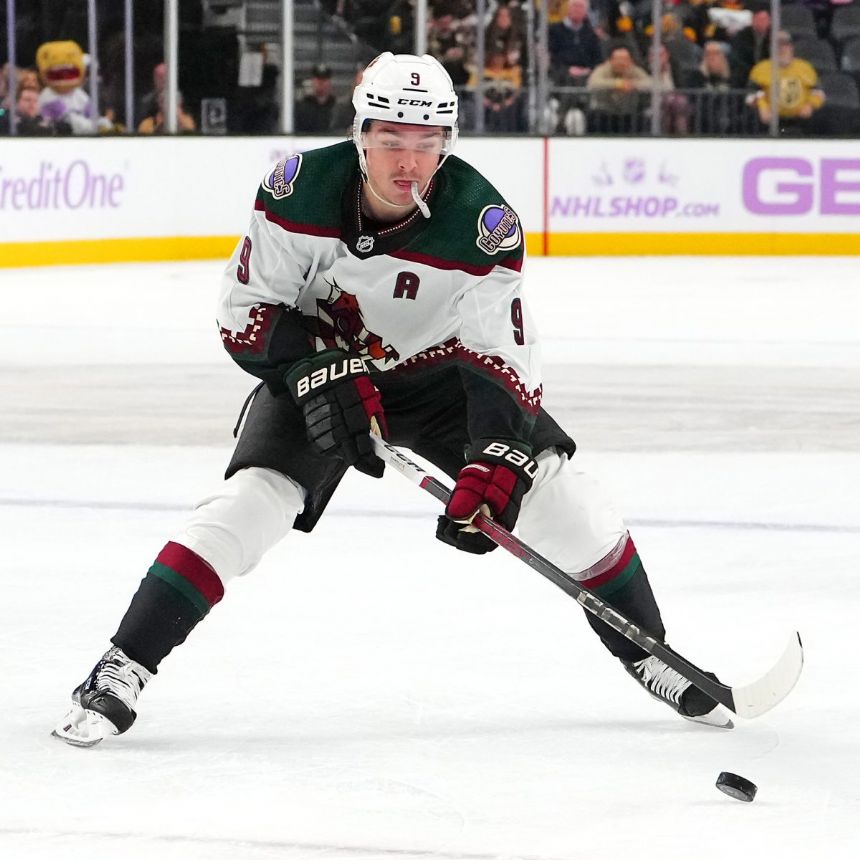 Lightning vs. Coyotes Betting Odds, Free Picks, and Predictions - 9:07 PM ET (Tue, Nov 28, 2023)