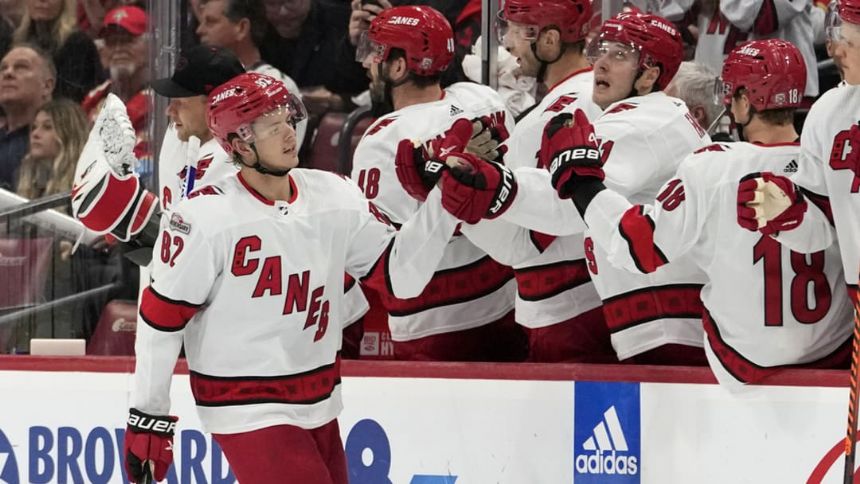 Islanders vs. Hurricanes Betting Odds, Free Picks, and Predictions - 7:37 PM ET (Thu, Nov 30, 2023)