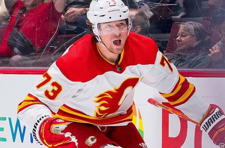 Canucks vs. Flames Betting Odds, Free Picks, and Predictions - 10:07 PM ET (Sat, Dec 2, 2023)