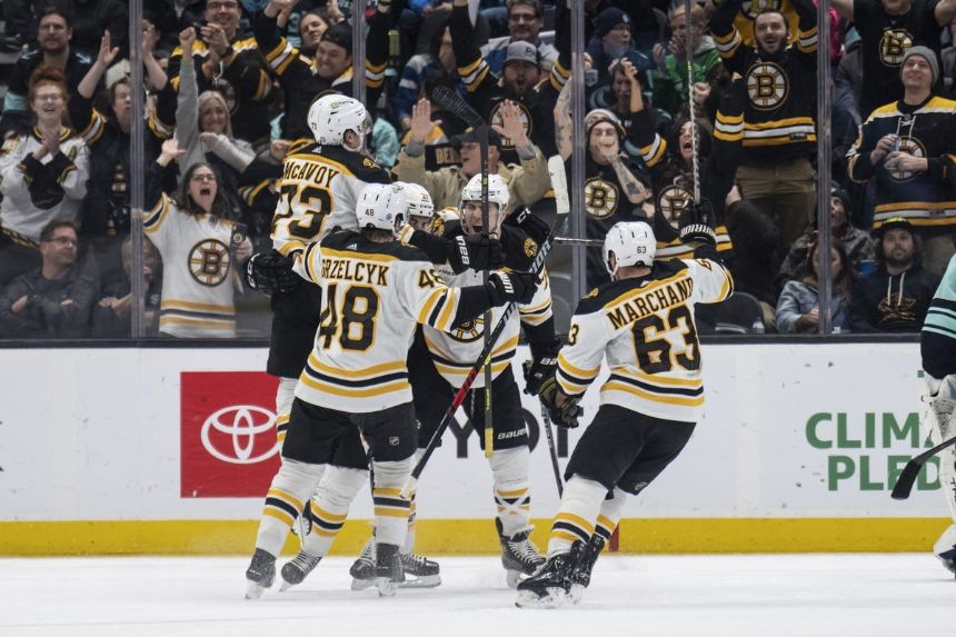 Canucks vs Bruins Betting Odds, Free Picks, and Predictions (2/8/2024)