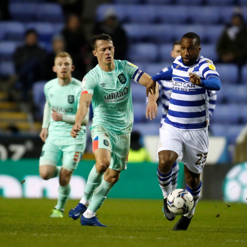 Huddersfield Town vs. Reading Betting Odds, Free Picks, and Predictions - 10:00 AM ET (Sat, Oct 1, 2022)